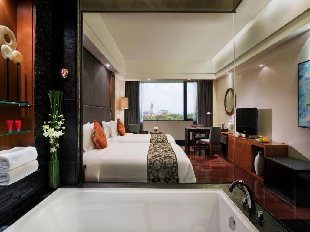 Worldhotel Grand Dushulake Suzhou Suzhou  Exterior photo